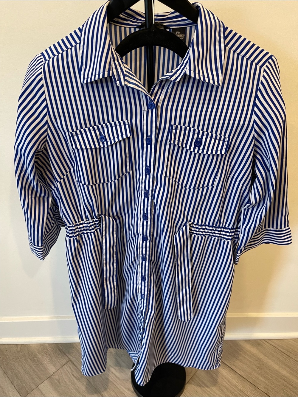 Men’s Blue and White Striped Casual Button-Down Shirt size M Petite